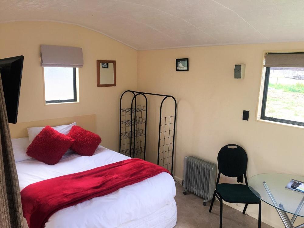 Otorohanga Kiwi Holiday Park Εξωτερικό φωτογραφία